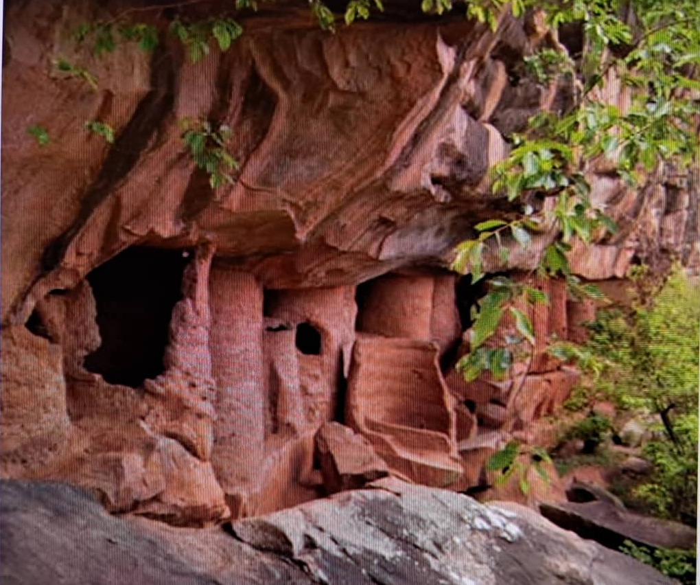 Grottes fortifiées de Nok et Mamproug, région des Savanes, Togo
